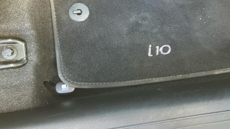 Hyundai i10 1.0 MPi SE Connect 5dr Petrol Hatchback